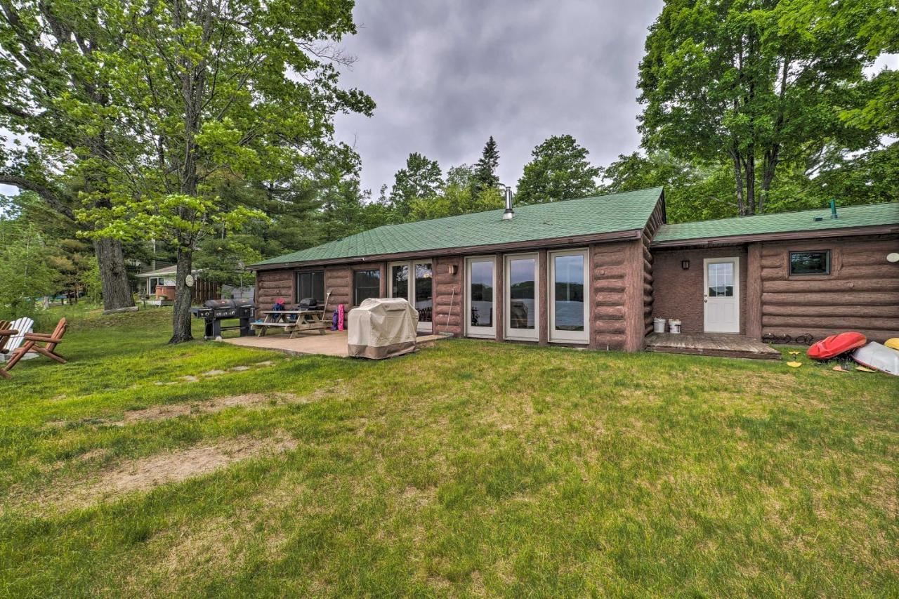 13 Mi To Downtown Quiet Lakefront Cottage مدينة ترافيرز المظهر الخارجي الصورة